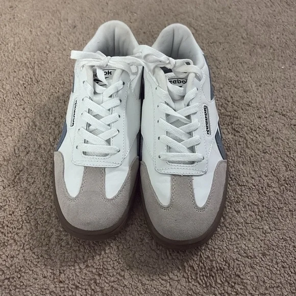 Reebok Women’s White and Gray Sneakers with Brown Sole and blue logo stripe - Picture 2 of 5
